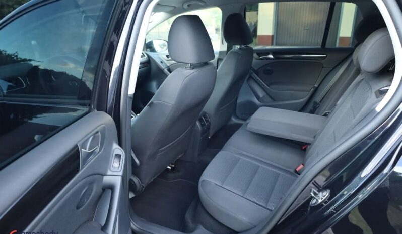 VOLKSWAGEN Golf  | FWD (przód) | Manualna | 122 KM | Czarny full