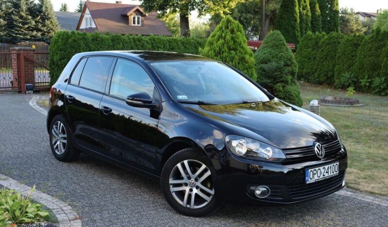 VOLKSWAGEN Golf  | FWD (przód) | Manualna | 122 KM | Czarny full