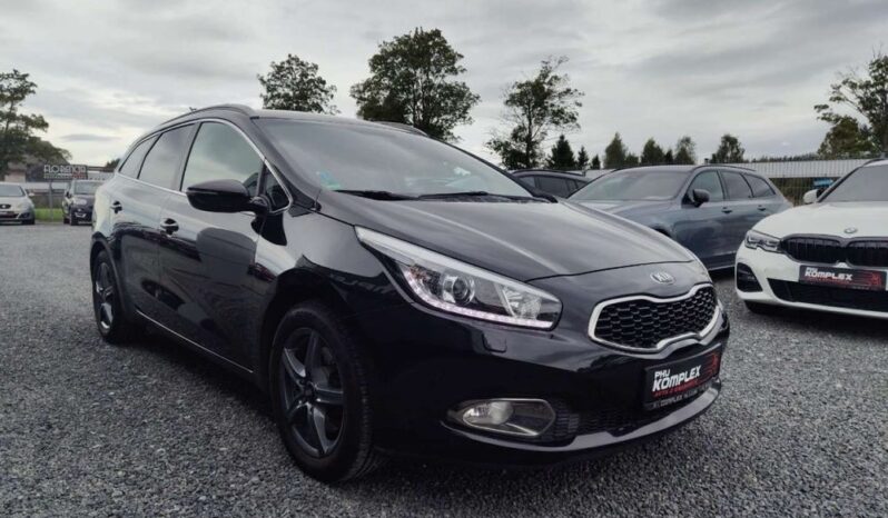 KIA Ceed  | FWD (przód) | Automatyczna | 128 KM | Czarny full