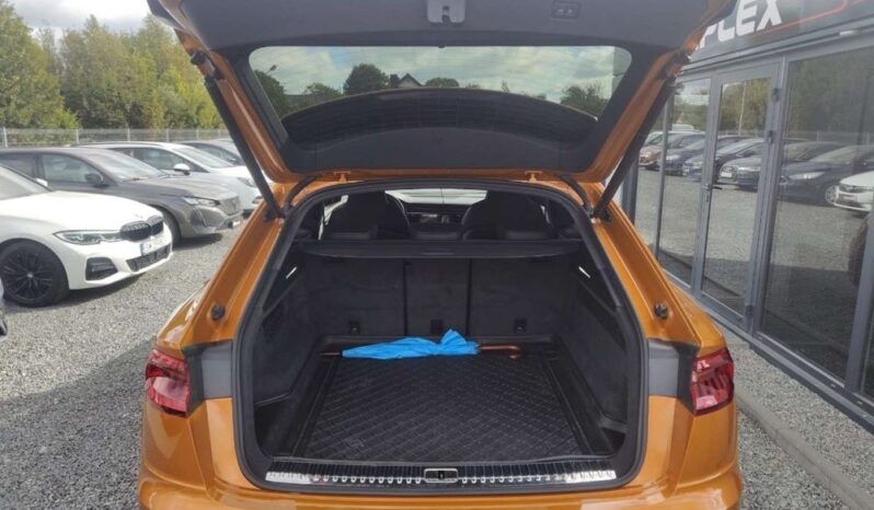 AUDI Q8  | 4×4 (stały) | Automatyczna | 286 KM | Pomarańczowy full