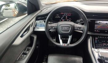 AUDI Q8  | 4×4 (stały) | Automatyczna | 286 KM | Pomarańczowy full