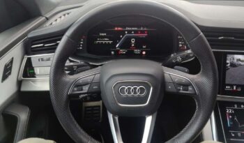 AUDI Q8  | 4×4 (stały) | Automatyczna | 286 KM | Pomarańczowy full