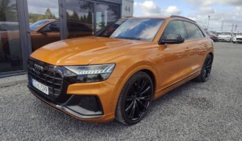 AUDI Q8  | 4×4 (stały) | Automatyczna | 286 KM | Pomarańczowy full