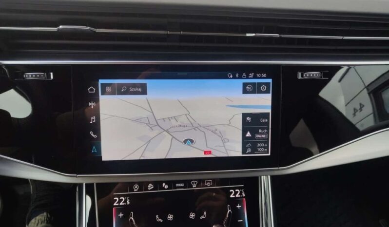AUDI Q8  | 4×4 (stały) | Automatyczna | 286 KM | Pomarańczowy full