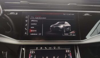 AUDI Q8  | 4×4 (stały) | Automatyczna | 286 KM | Pomarańczowy full