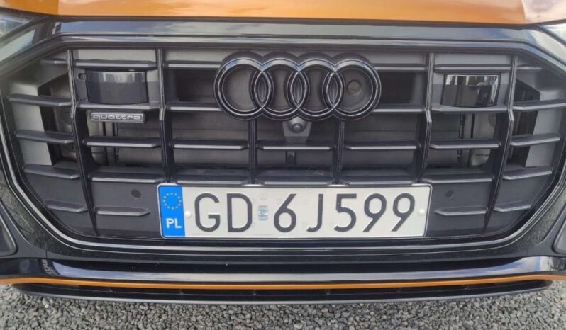 AUDI Q8  | 4×4 (stały) | Automatyczna | 286 KM | Pomarańczowy full