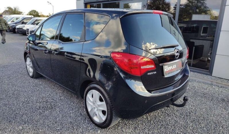 OPEL Meriva  | FWD (przód) | Manualna | 120 KM | Czarny full