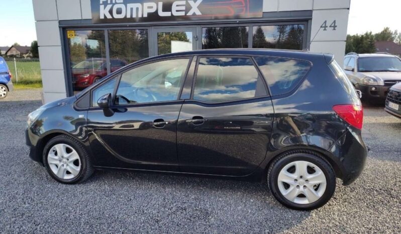 OPEL Meriva  | FWD (przód) | Manualna | 120 KM | Czarny full