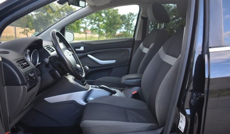 FORD Kuga  | 4×4 (stały) | Manualna | 140 KM | Czarny full