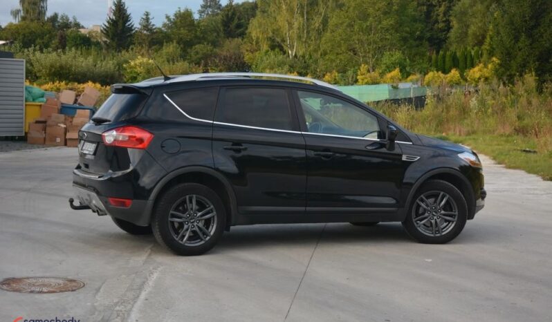 FORD Kuga  | 4×4 (stały) | Manualna | 140 KM | Czarny full