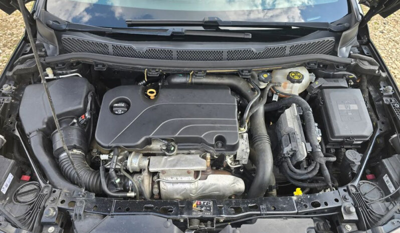 OPEL Astra | FWD (przód) | Manualna | 125 KM | Czarny full