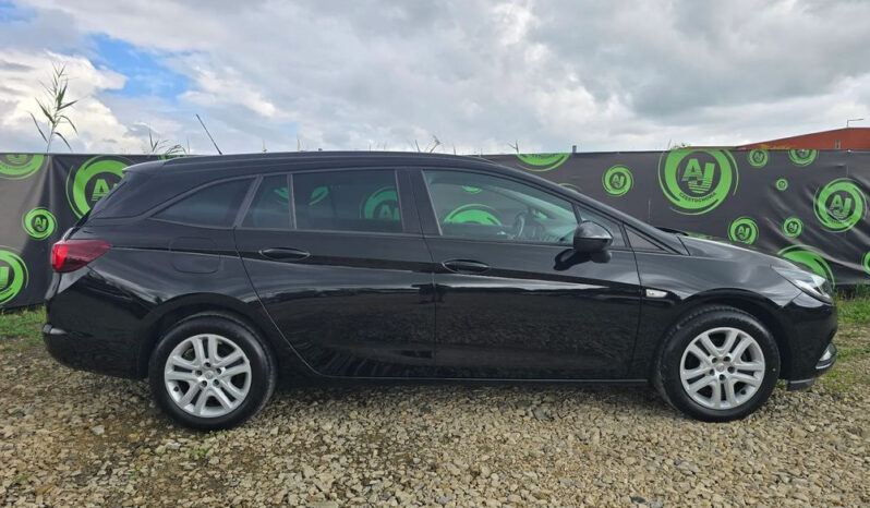 OPEL Astra | FWD (przód) | Manualna | 125 KM | Czarny full
