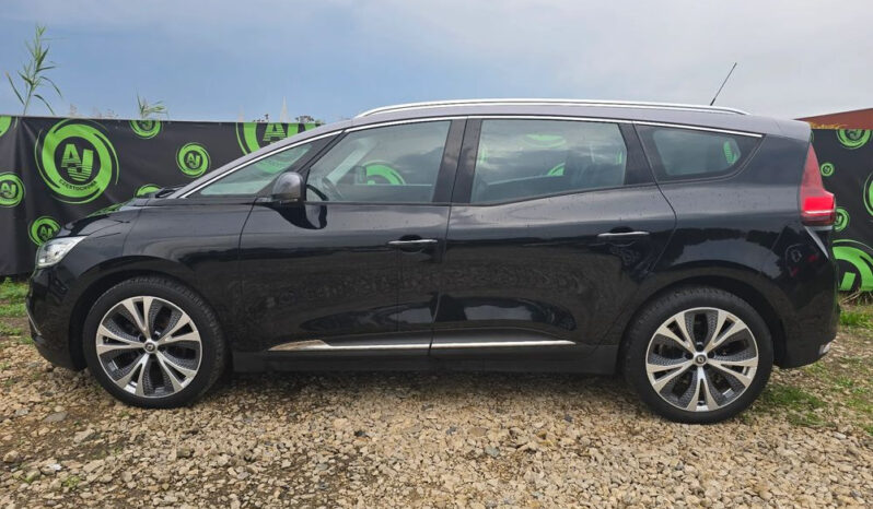 RENAULT Grand Scenic  | FWD (przód) | Manualna | 110 KM | Czarny full