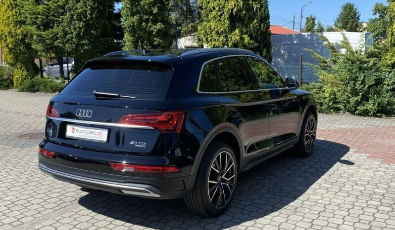 AUDI Q5  | 4×4 (stały) | Automatyczna | 204 KM | Czarny full