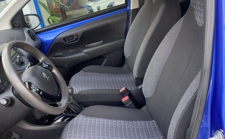 PEUGEOT 108  | FWD (przód) | Manualna | 72 KM | Niebieski full