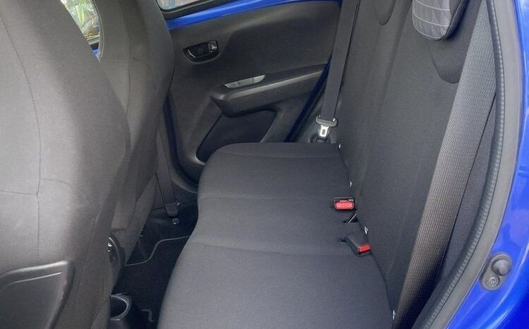 PEUGEOT 108  | FWD (przód) | Manualna | 72 KM | Niebieski full