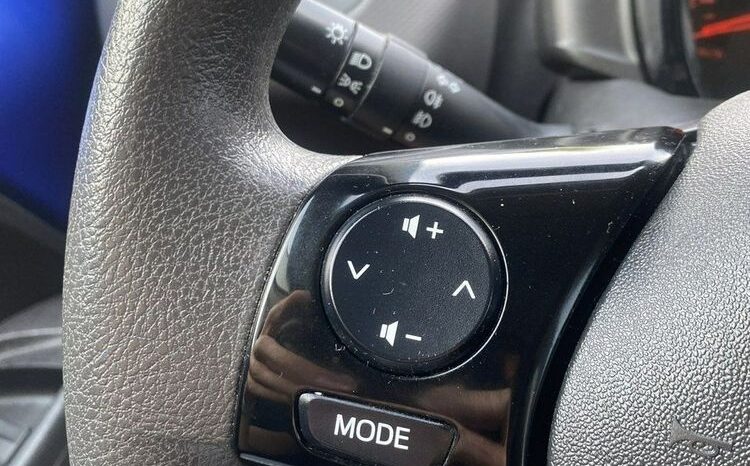 PEUGEOT 108  | FWD (przód) | Manualna | 72 KM | Niebieski full