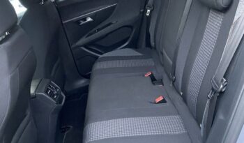 PEUGEOT 3008  | FWD (przód) | Manualna | 130 KM | Srebrny full