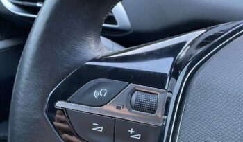 PEUGEOT 3008  | FWD (przód) | Manualna | 130 KM | Srebrny full