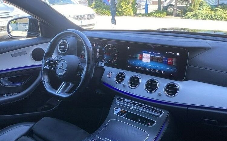 MERCEDES-BENZ Klasa E | 4×4 (stały) | Automatyczna | 197 KM | Czarny full