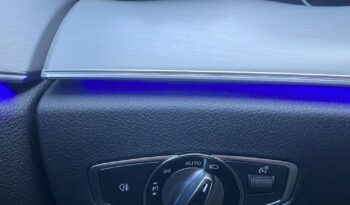MERCEDES-BENZ Klasa E | 4×4 (stały) | Automatyczna | 197 KM | Czarny full