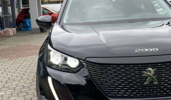 PEUGEOT 2008  | FWD (przód) | Manualna | 110 KM | Czarny full