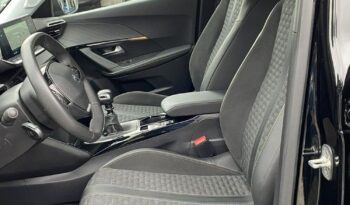 PEUGEOT 2008  | FWD (przód) | Manualna | 110 KM | Czarny full