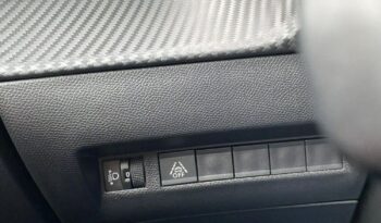 PEUGEOT 2008  | FWD (przód) | Manualna | 110 KM | Czarny full