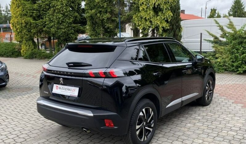 PEUGEOT 2008  | FWD (przód) | Manualna | 110 KM | Czarny full