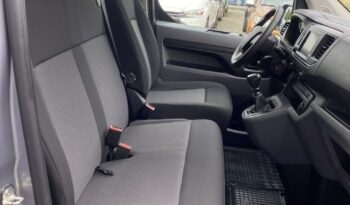 OPEL Vivaro | FWD (przód) | Manualna | 144 KM | Srebrny full