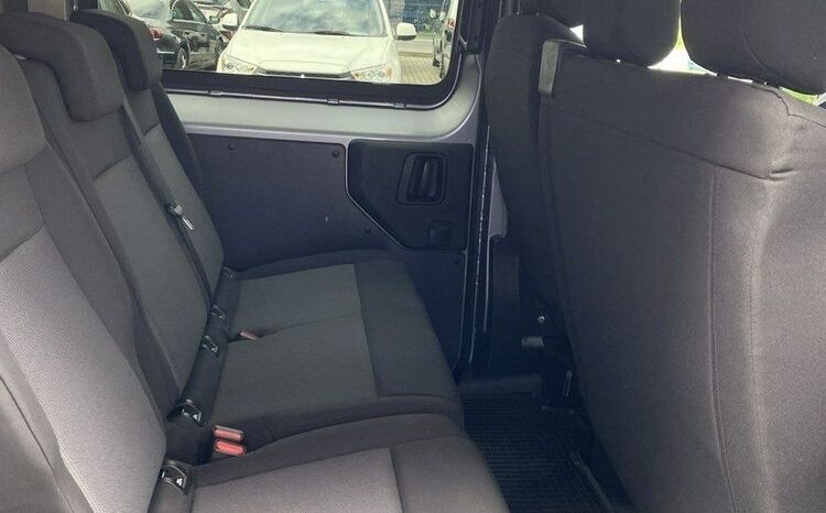 OPEL Vivaro | FWD (przód) | Manualna | 144 KM | Srebrny full