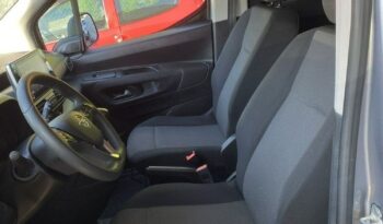 OPEL Combo | FWD (przód) | Manualna | 130 KM | Szary full