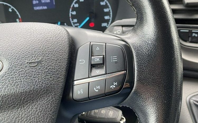 FORD Transit  | FWD (przód) | Manualna | 130 KM | Biały full