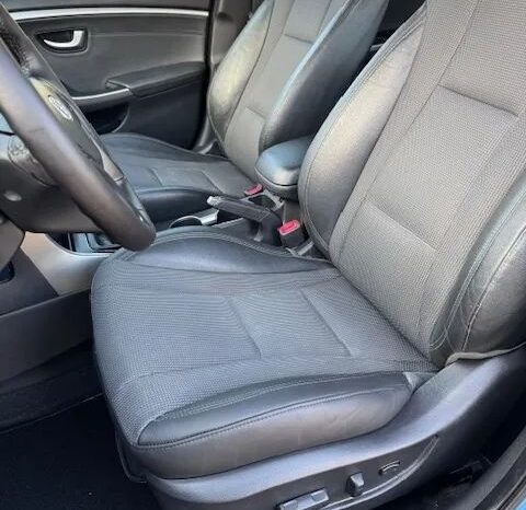 HYUNDAI I30  | FWD (przód) | Manualna | 110 KM | Niebieski full