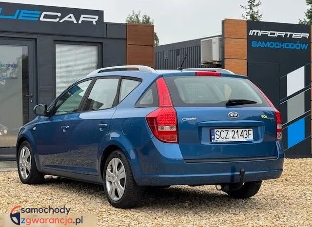 KIA Ceed  | FWD (przód) | Manualna | 90 KM | Niebieski full
