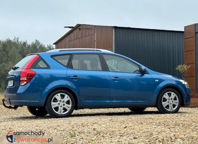 KIA Ceed  | FWD (przód) | Manualna | 90 KM | Niebieski full