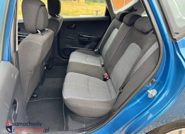 KIA Ceed  | FWD (przód) | Manualna | 90 KM | Niebieski full