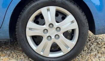 KIA Ceed  | FWD (przód) | Manualna | 90 KM | Niebieski full