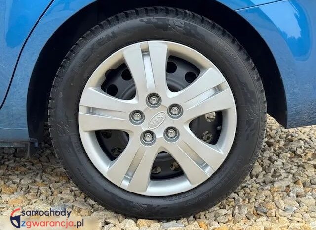 KIA Ceed  | FWD (przód) | Manualna | 90 KM | Niebieski full
