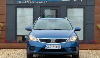 KIA Ceed  | FWD (przód) | Manualna | 90 KM | Niebieski full