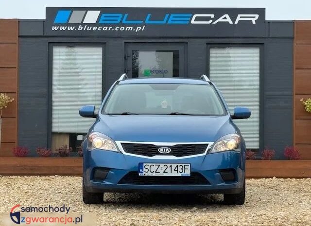 KIA Ceed  | FWD (przód) | Manualna | 90 KM | Niebieski full