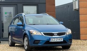 KIA Ceed  | FWD (przód) | Manualna | 90 KM | Niebieski full