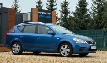 KIA Ceed  | FWD (przód) | Manualna | 90 KM | Niebieski full