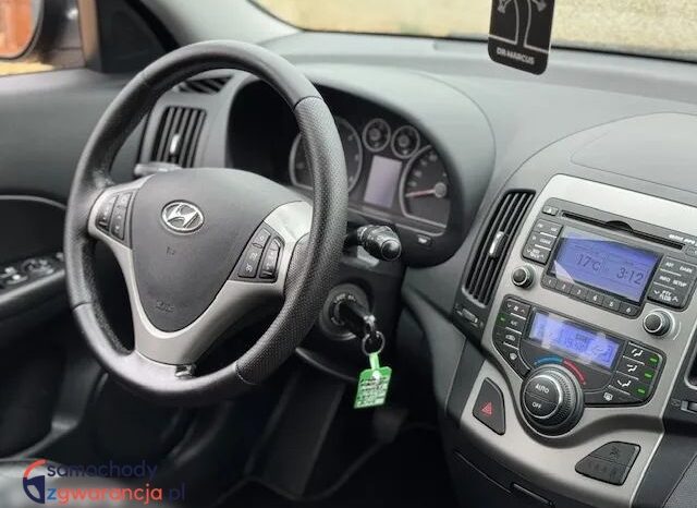 HYUNDAI I30  | FWD (przód) | Manualna | 90 KM | Szary full