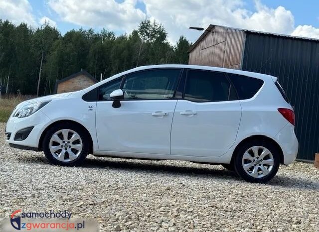 OPEL Meriva  | FWD (przód) | Manualna | 120 KM | Biały full