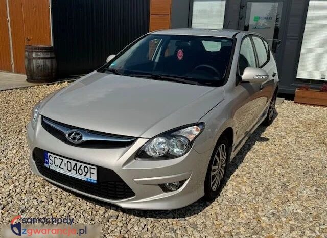HYUNDAI I30  | FWD (przód) | Manualna | 90 KM | Beżowy full