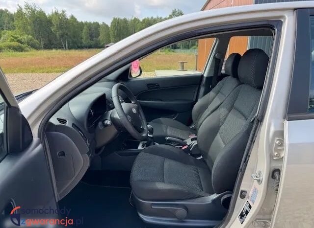 HYUNDAI I30  | FWD (przód) | Manualna | 90 KM | Beżowy full