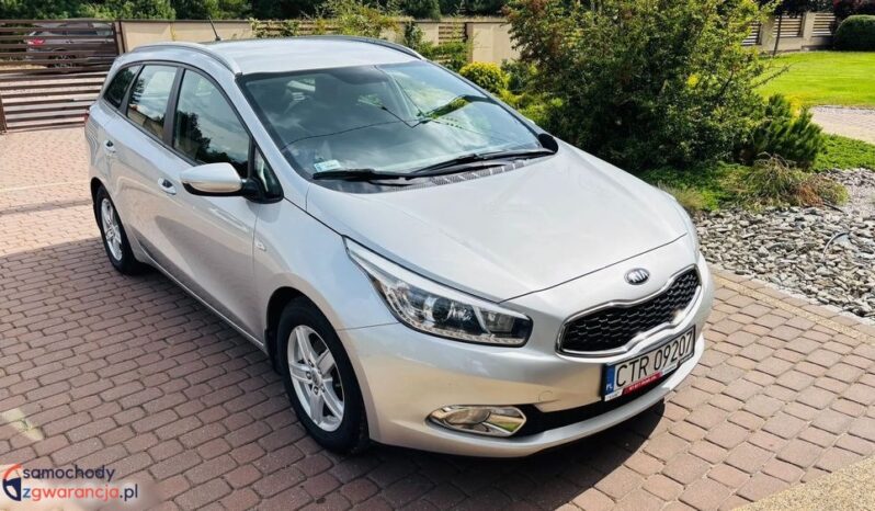 KIA Ceed  | FWD (przód) | Manualna | 135 KM | Srebrny