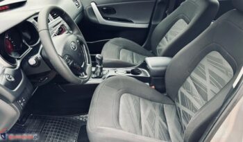 KIA Ceed  | FWD (przód) | Manualna | 135 KM | Srebrny full