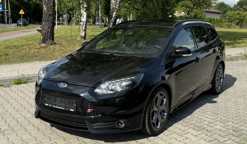 Ford Focus  | Fwd (Przód) | Manualna | 250 Km | Czarny